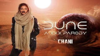 与自然少女 Xxlayna Marie 作为 CHANI 在 DUNE VR 色情片中建立特殊联系