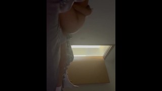 女孩喜欢骑鸡巴 OnlyFans：AnonymousNdSexy