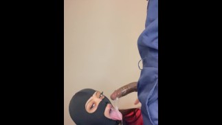 我公寓的保安不应该像这样操我的喉咙 SUBCRIBE FOR FULL VID