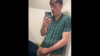 他在火车上给我送了一个惊喜
