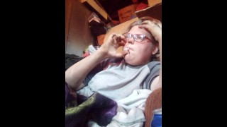 我抽烟，问你今天怎么样