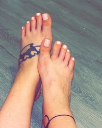 Soft feet ❄️ photo