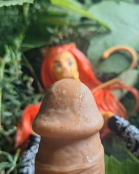 Monster high dolls photo