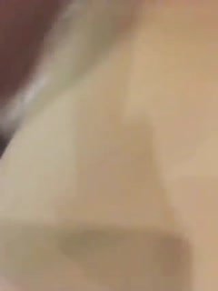 國產魅惑TS丫丫被光頭大叔約炮 無套植入後庭之花，真尼瑪勇敢啊 不害怕嗎？不過操得挺歡樂啊 菊花好緊！