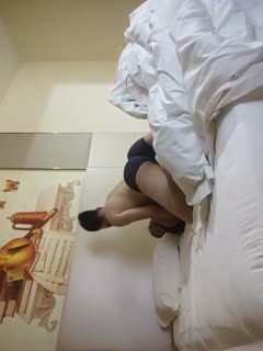 【愛情故事】，最新拿下新良家，漂亮溫柔，少婦正是如狼似虎的時刻，欲拒還迎下午鐘點房春宵一刻