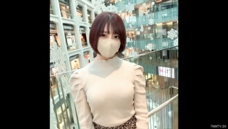 Erstes Shooting! ! Limitiert bis 19.12. [Unzensiert] Erfolgreich die schöne Friseurin angelockt, zu der ich an einem freien Tag in Aoyama gehe! ! ! In der Tat ist es mitten in der Arbeit undenkbar, und es ist tatsächlich ein Vaginal-Cumshot im zweiten Jahr für eine geile Frau von de M! !