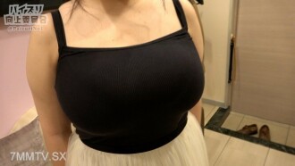 *Terhad [Titty fuck shooting] Lcup 18 tahun bakat hebat diambil sejurus selepas tamat pengajian! Sialan tersepit antara potensi susu yang luar biasa panjang dan kerja tangan yang menyusu!