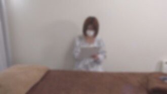 New products on sale until 4/29 at half price! [Uncensored/Namahame] A very beautiful and cute woman with silky short hair, like a magazine model, came to the store.