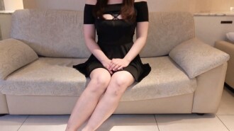 【무】길고 볼류미한 혀가 굉장한 움직임으로 귀두리를 베론 베론➴글래머러스 보디의 페라 달인!