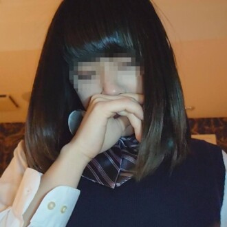 [无需制服] 一位拥有美腿和完美臀部的美女，拥有多毛的阴部，并在她体内射入大量精液 [奖励：高质量]