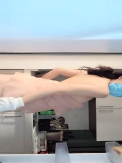 推薦【大腿大腿大腿】綠播女神全裸跳蛋自慰引10萬人圍觀。