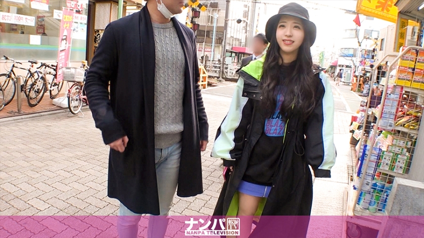 在商業街搭訕喜歡肌肉男的美女大學生正好派一個猛男把她乾上天 一色まりあ 200GANA-2244-C