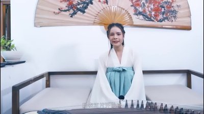 小雞巴操古裝美女.