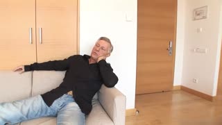 讓爺爺來看看你長大了沒