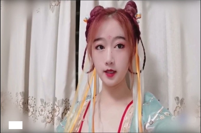CCAV認證UP主『芽芽』色色的小姐姐 一滴精液都不剩 全流進子宮