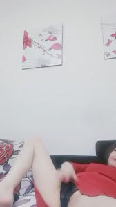 看得我渾身慾火老公不在家良家美少婦浴室發騷刀片加剪刀修逼毛看她小逼平時很欠屌