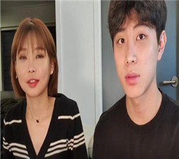 兩男兩女一起直播秀.mp4
