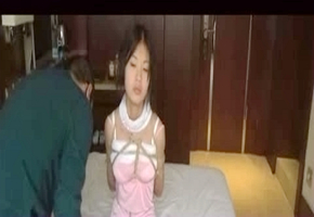 【女奴】露臉女僕裝美女被我調教