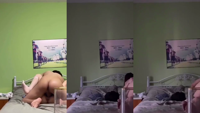 愛愛偷拍流出~ 長發氣質小姐姐說還沒準備好，小哥哥一步步引導完成又好笑又激情的性愛初體驗