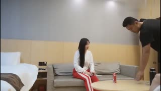 【坦克出擊】166身高，00後兼職，C胸，極品美乳