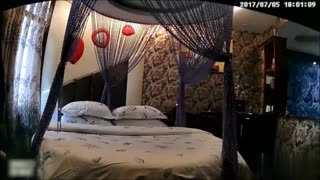 [酒店偷拍] 剽悍大媽偷情日記~和情夫酒店開房瘋狂吃G~超高速真空旋轉~