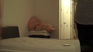 江西少婦趁老公不在家~約了英國紳士來家裡玩~把少婦玩到浪叫不止~