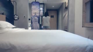 七天高端外圍05-08小卡片叫來的D乳妹子