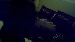 家人出去玩~一個人孤單顧家只好叫了漂亮妹子來家裡玩他個天翻地覆~
