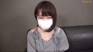 震驚美女摘下面罩的那一刻