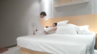 大王尋花06-09內射做保險的女同學