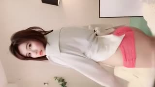 超美人氣女主播晃奶給你玩
