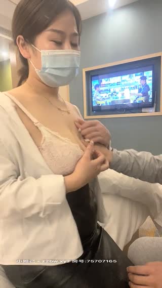 大奶豐滿女跟男友打炮