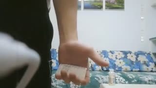 千人斬探花約了個白衣長腿妹子沙發上啪啪，口交鏡頭前掰穴騎乘後入猛操