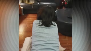 廣州某學校英語教師與外籍男友宿舍激情啪啪