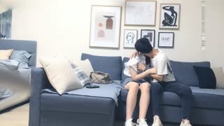 太子探花極品約了個襯衣妹子啪啪，蹲著口交騎坐抽插翹屁股後入