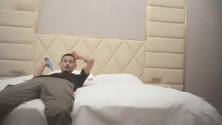 老表尋歡記約操00後清純學生粉嫩校花女神 漂亮美乳 咪咪很挺 肌膚白嫩