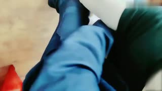 美少婦勾引工地農民工大叔到酒店啪啪啪，遇到白碩圓潤又柔軟的大奶子 今天不去搬磚也值得了 大叔如同野獸