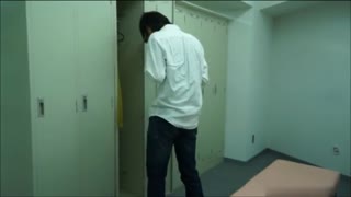 _1924_Japanese Superstar Fuji Goes Solo in a Public Locker Room 00_00_00-00_23_32