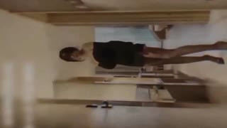 爆裂黑絲長腿高跟女神沙發震
