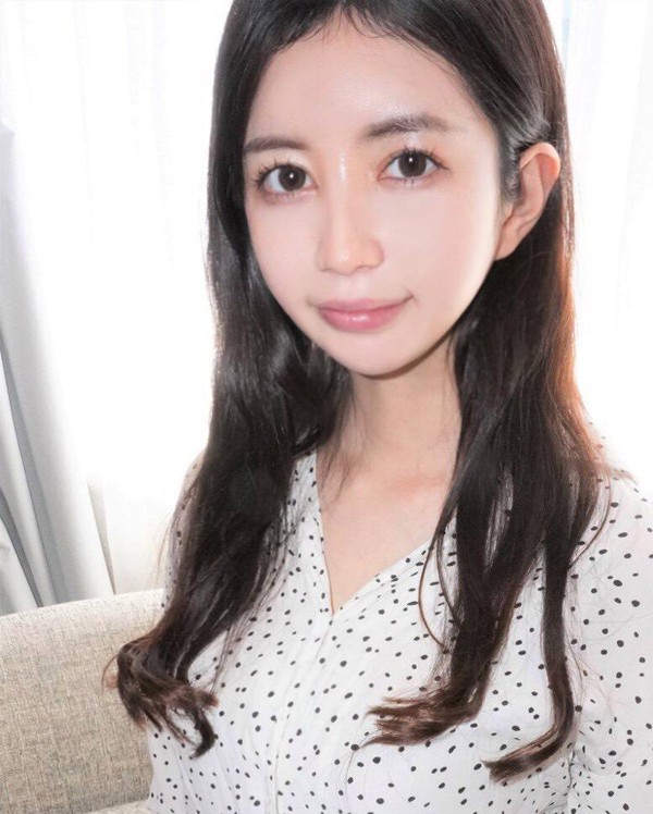 清楚な女子アナ系美女！美しいＦカップ巨乳♥️上品なお颜が卑猥に…！♥️