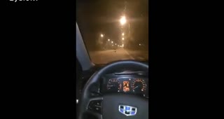 【國產】樣子純情的女主播穿著水手制服勾搭小車司機路邊車震美女主播下面毛真多