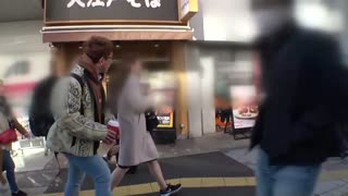 【中文字幕】就算很久沒見男朋友也不寂寞的美女是因為我的大肉棒正在往她肉穴深處不斷抽插