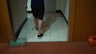 SWAG健身房公廁路人無套激戰