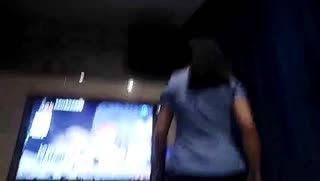 老哥專攻足浴勾搭全程拍攝，駕車帶出去開房操，大耳環熟女洗完澡口交舔屌，後入大屁股騎乘猛操