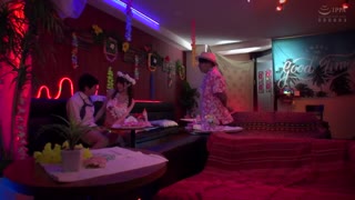 巨乳會所男人的天國