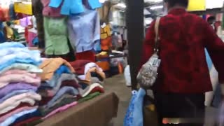 [東南亞] 大淫魔糕爺 越南市集約到紋身濃眉正妹~被無套到欲仙欲死激情浪叫~