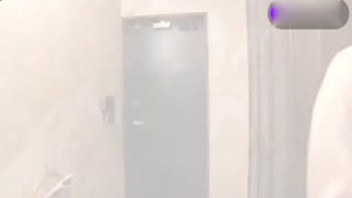 叫了一個可愛的按摩女郎