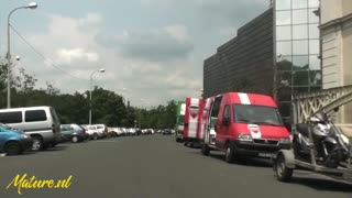 Kinky Wife Can』t Wait Until She's Home So She Sucks Her Boyfriend In a Cab