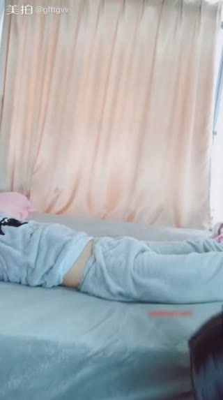 女主播劇情演繹和爺爺亂倫口爆吃精對白有趣s