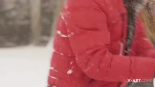【歐美精選】兩個漂亮的肉肉小姐姐一起舔吸大雞巴想立馬搞穴_225104325